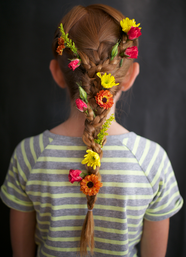 Красива пролетна прическа като на Рапунцел Красива пролетна прическа като на Рапунцел